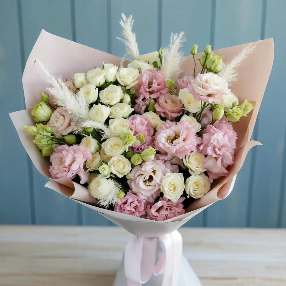 Букет цветов из: Альстромерии и Розы в Кагальнике