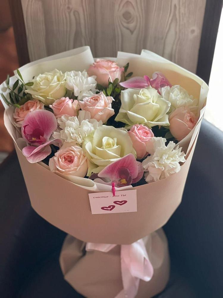 Букет цветов из: Орхидеи, Розы и Гвоздики в Кагальнике