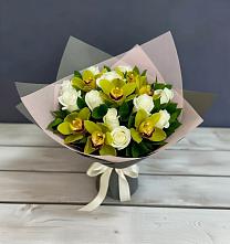 Букет цветов из:  Орхидеи и Розы #REPLACE_PRED# Кагальнике