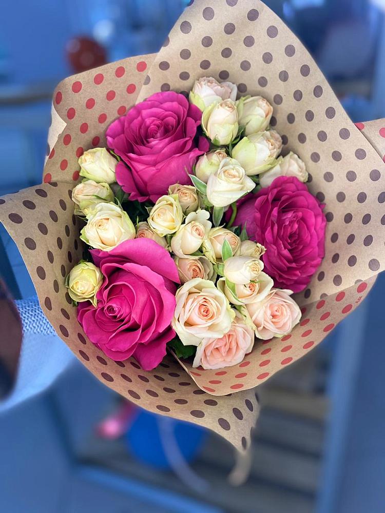 Букет цветов из: Розы в Кагальнике