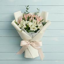 Букет цветов из:  Альстромерии в Кагальнике