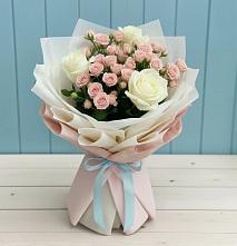 Букет цветов из:  Розы #REPLACE_PRED# Кагальнике