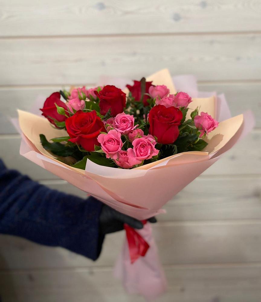 Букет цветов из: Розы в Кагальнике